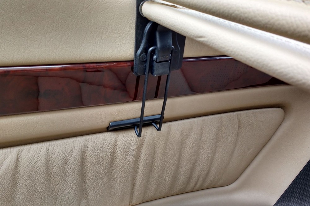 MB4EKCD Cabriolet wind deflector Mercedes-Benz E-Class (A124) 1991-1997 Beige (8)