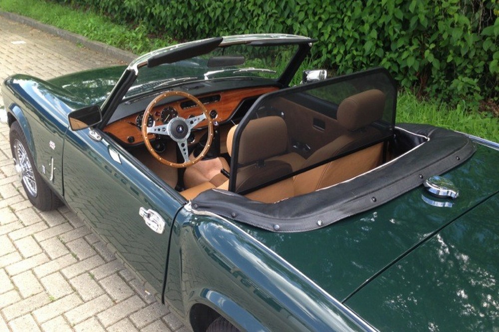 TRI1SPCD Cabriolet wind deflector Triumph Spitfire 1965-1980 Black (5)