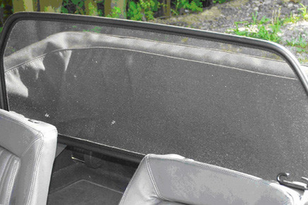 VW1KARCD Cabriolet wind deflector Volkswagen Karmann Ghia 1962-1969 Black (5)