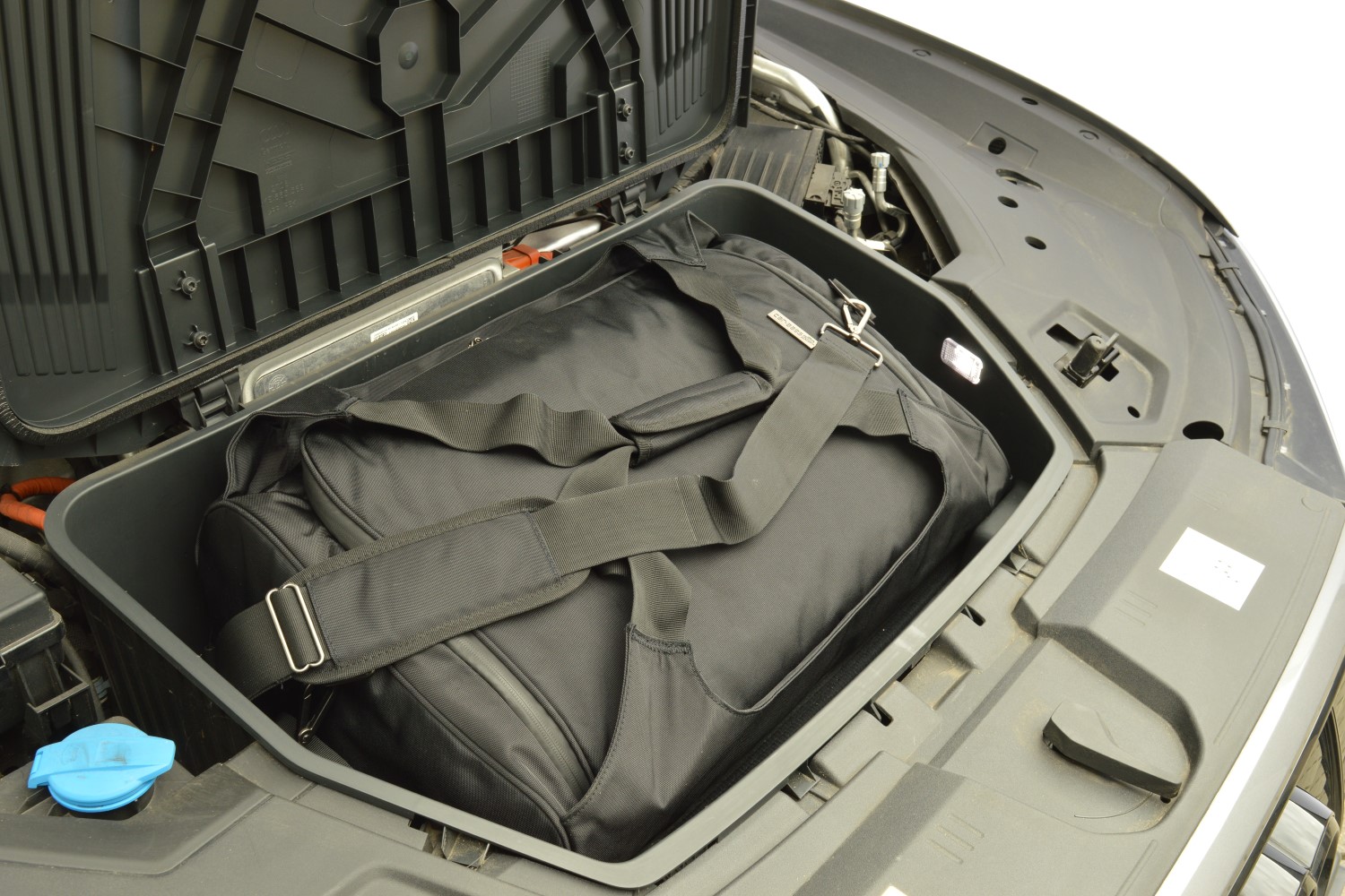 Frunk travel bag suitable for Audi e-tron (GE) 2018-2022 4-door saloon Pro.Line