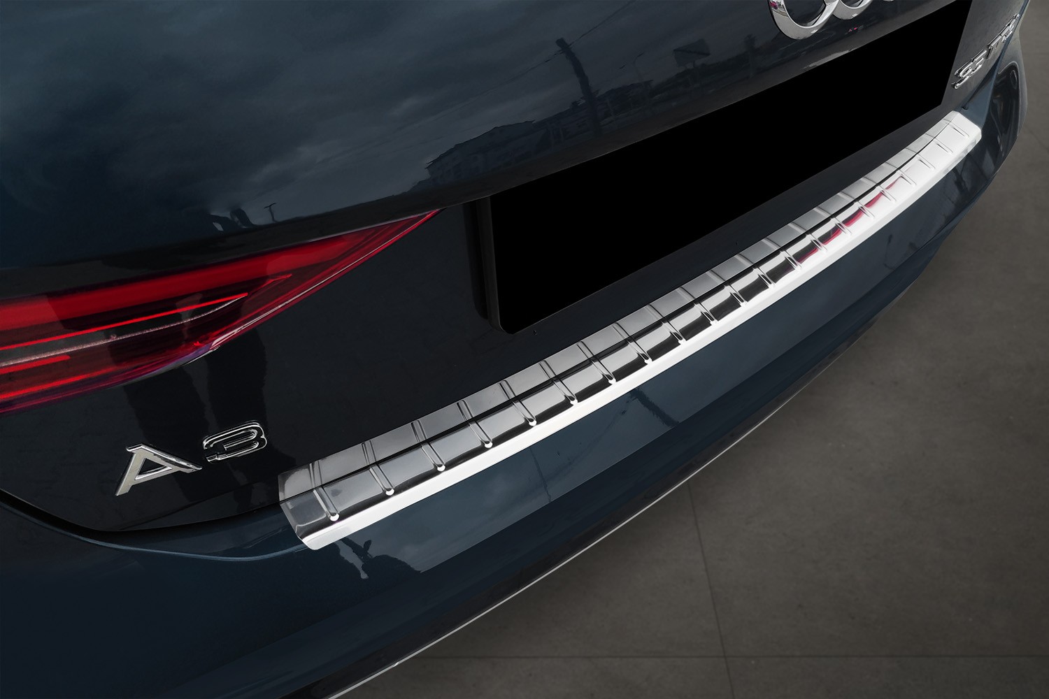 https://www.carparts-expert.com/images/stories/virtuemart/product/aud12a3bp-rear-bumper-protector-audi-a3-sportback-8y-2020-5-door-hatchback-stainless-steel-1.jpg