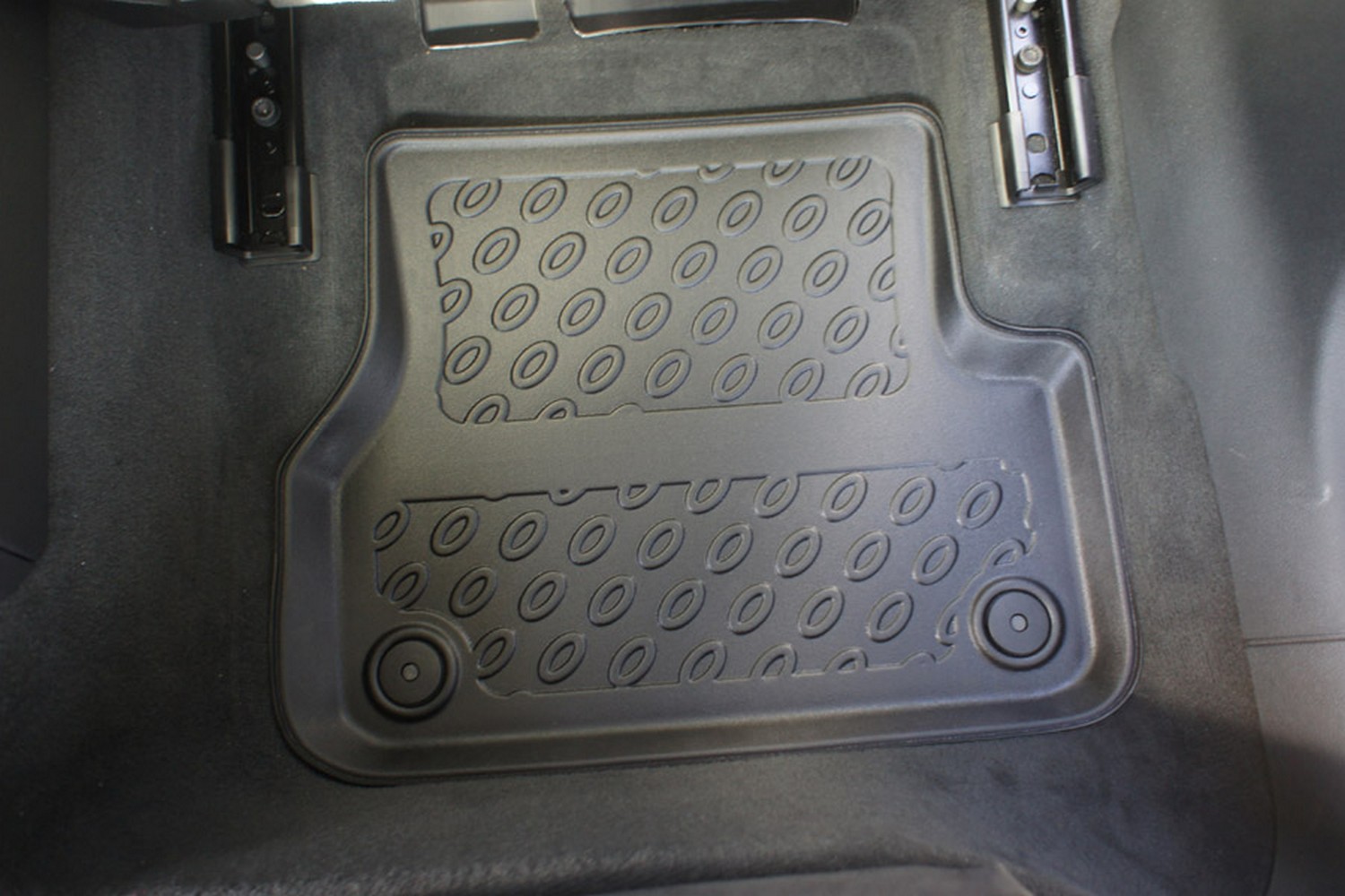 Car mats suitable for Audi A6 (C7) 2011-2018 4-door saloon Cool Liner PE/TPE rubber (AUD1A6FM-C) (6) Car mats suitable for Audi A6 (C7) 2011-2018 4-door saloon Cool Liner PE/TPE rubber (AUD1A6FM-C) (6)