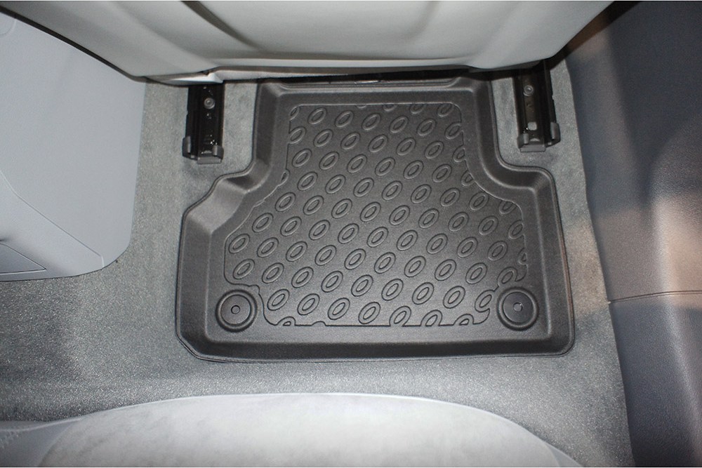 https://www.carparts-expert.com/images/stories/virtuemart/product/aud3a4fm-audi-a4-b9-2015-4d-foot-mat-set-pe-tpe-rubber-5.jpg