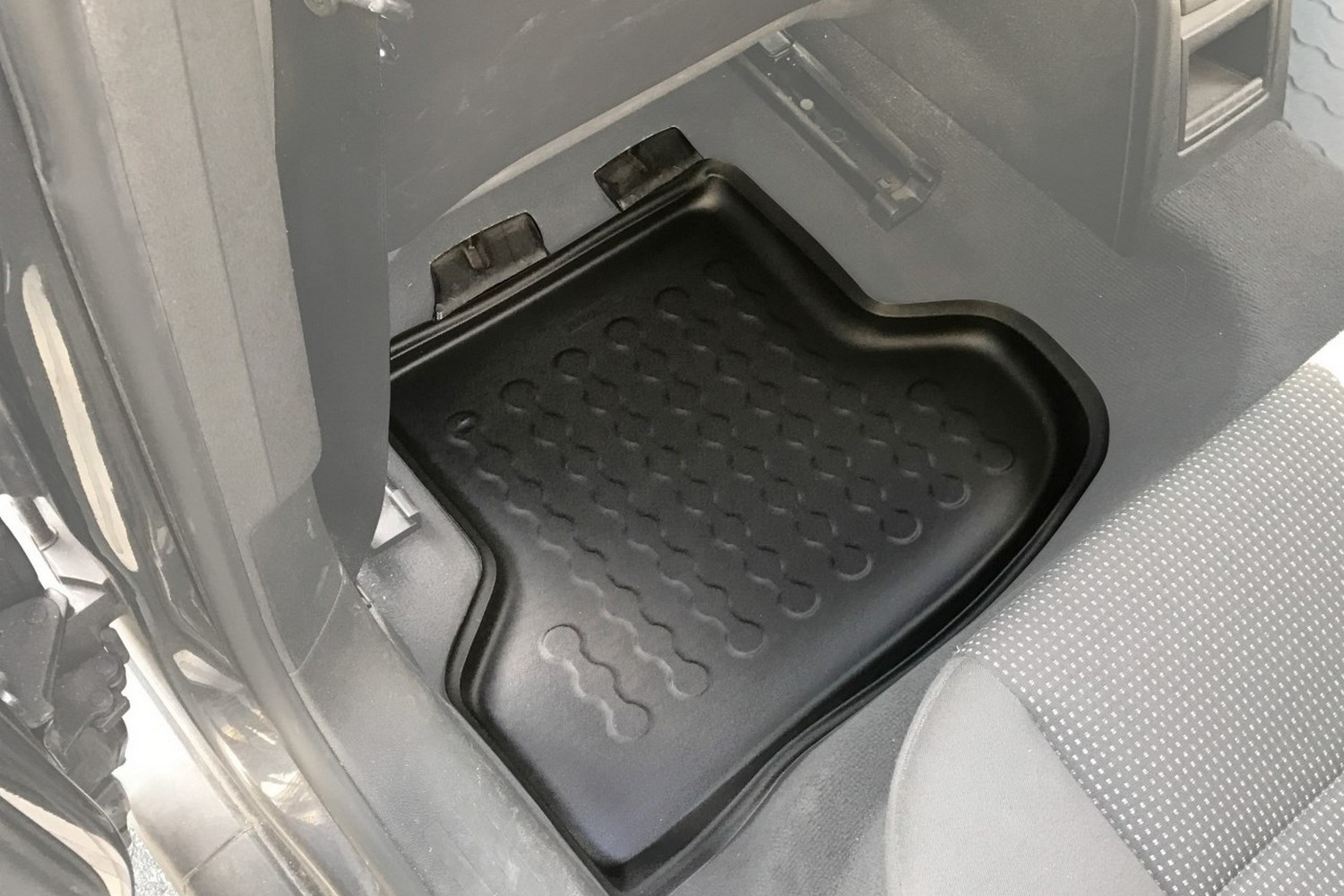 Car mats Audi A3 (8L) 1997-2003 3 & 5-door hatchback Carbox Floor PE rubber (2)