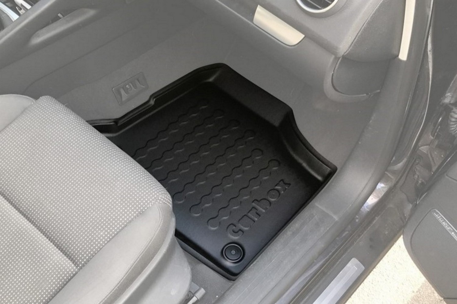 Car mats Audi A3 (8P) 2003-2012 3 & 5-door hatchback Carbox Floor PE rubber (3)