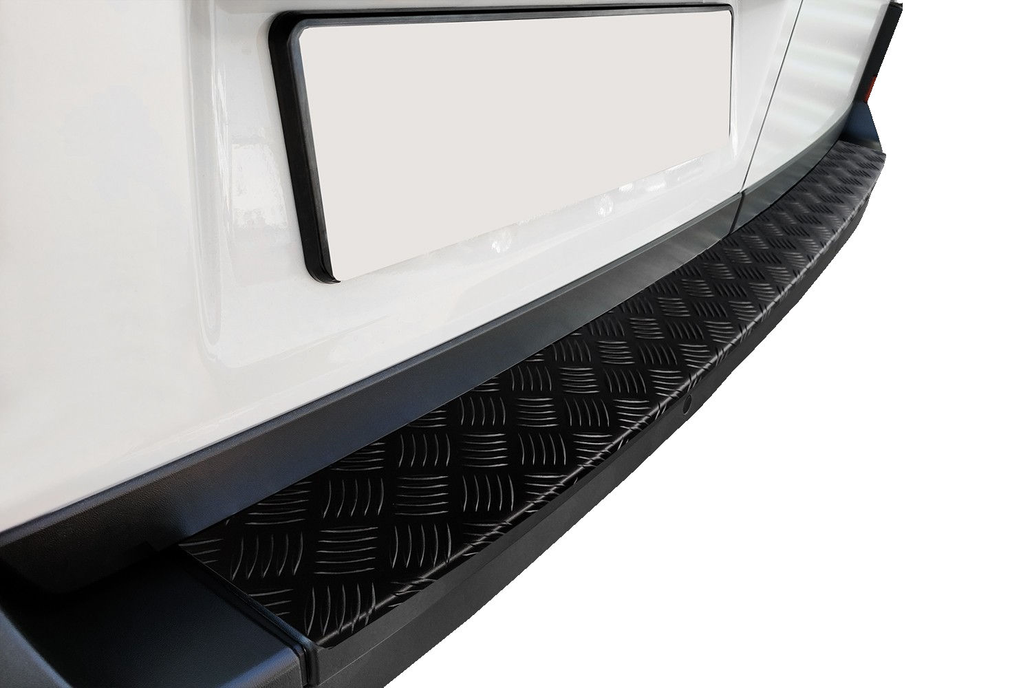 Protection de seuil de coffre Dacia Duster II 2018-2024 aluminium tôle larmée noir mat