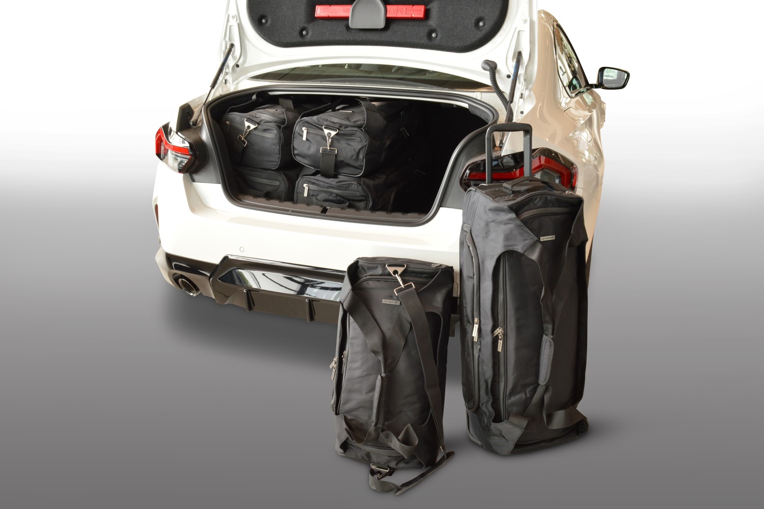 Travel bag set suitable for BMW 2 Series Coupé (G42) 2021-present 2-door Pro.Line