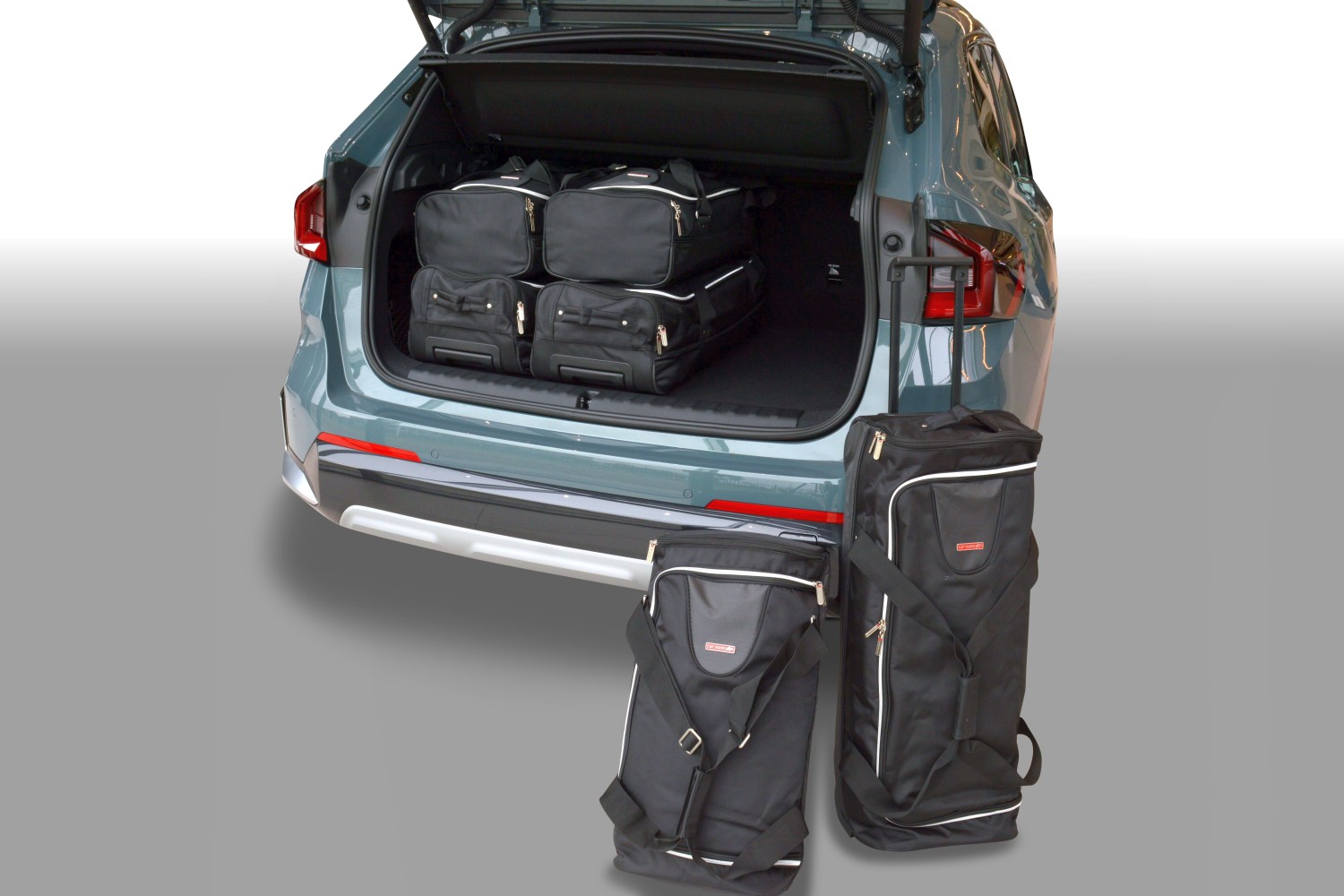Travel bag set BMW X1 (U11) 2022-present