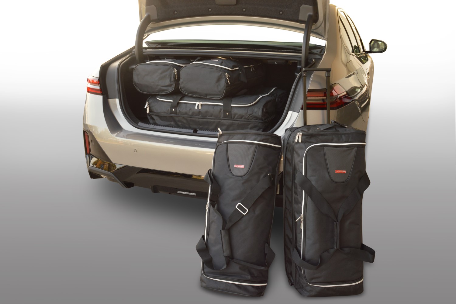 Set de sacs de voyage convient à BMW Série 5 (G60) 2023-présent 4 portes tricorps