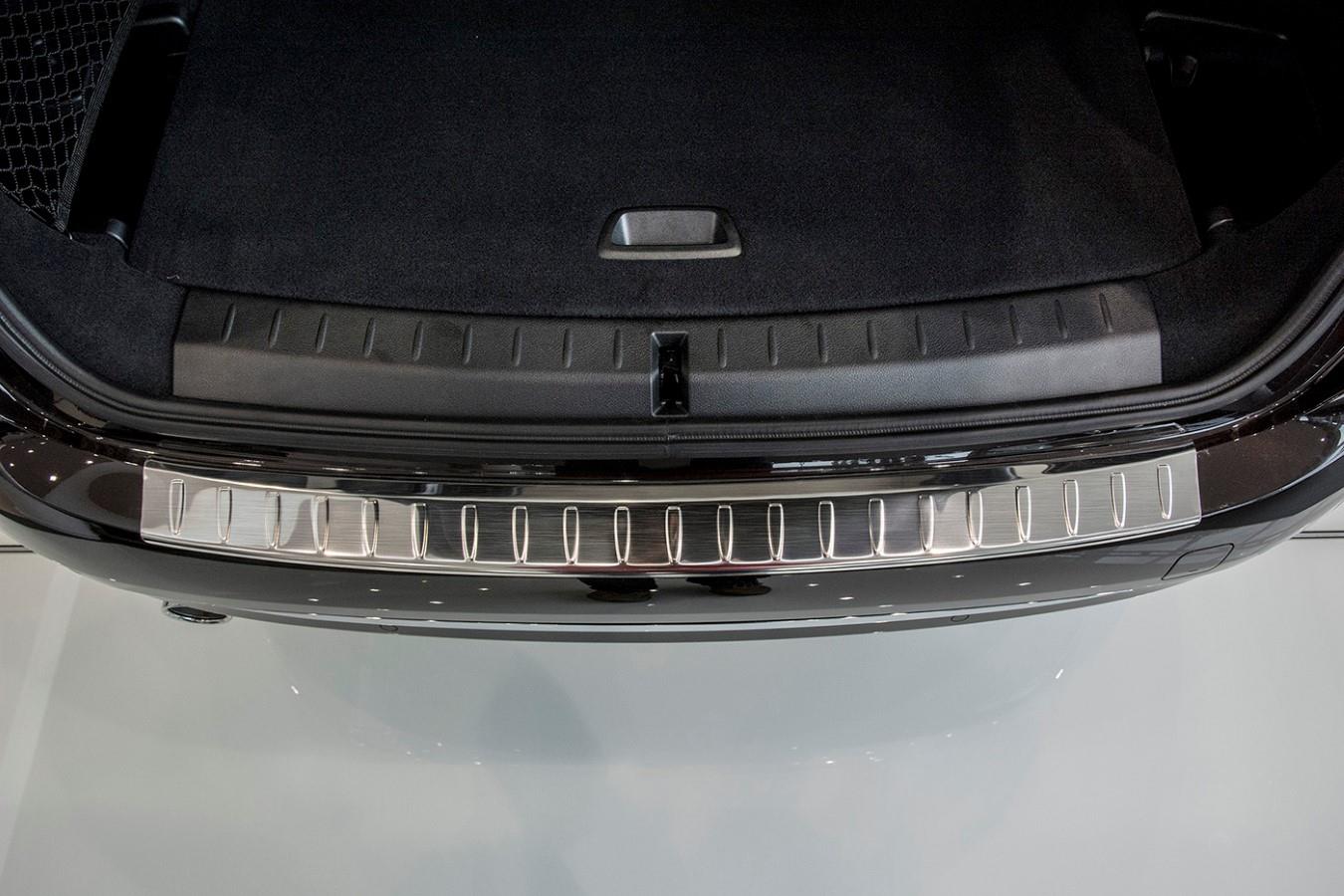 Protection de seuil de coffre BMW Série 2 Gran Tourer (F46) 2015-2022 acier inox brossé