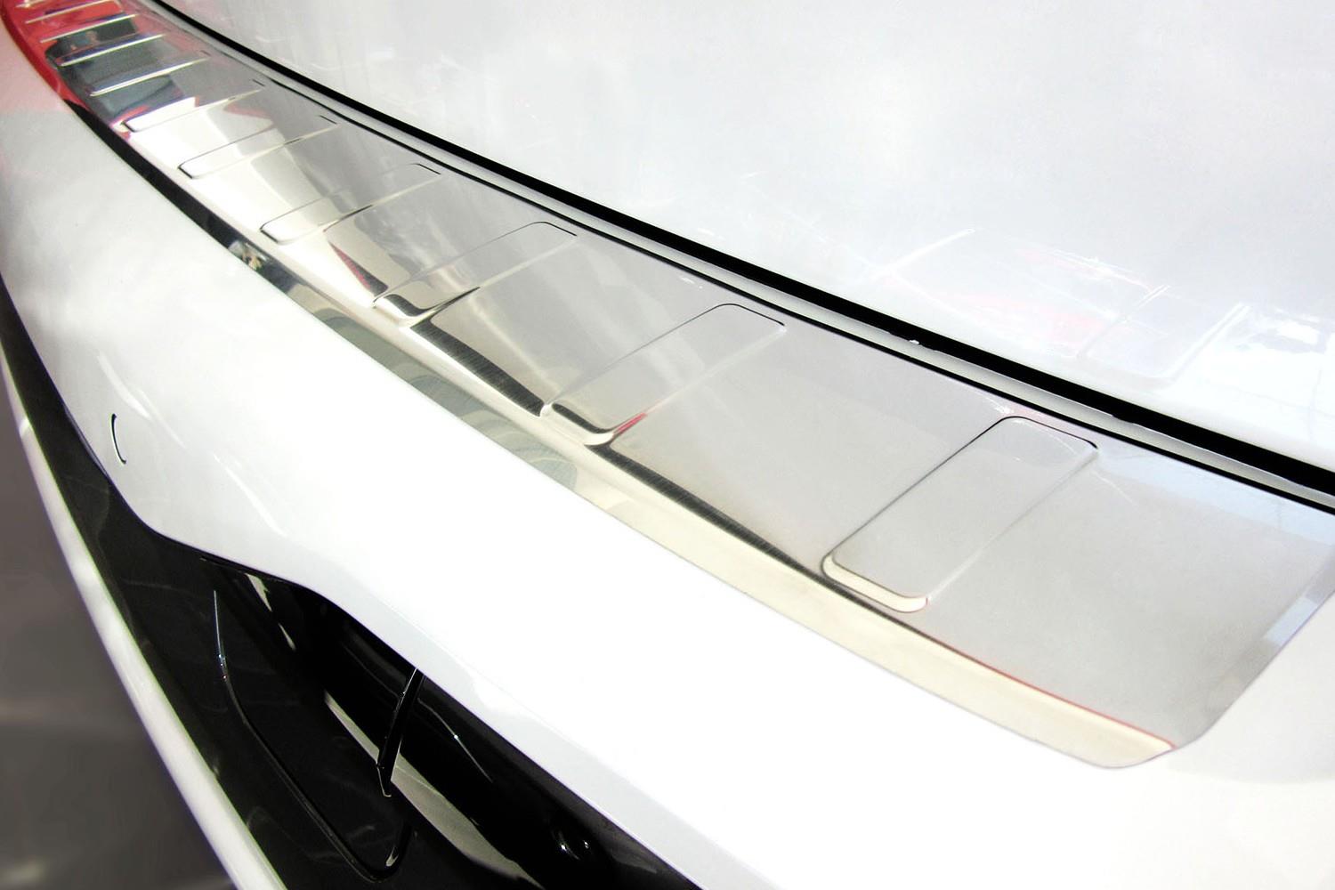 CARSTYLER® Kofferraummatte Passend für BMW X7 6 Sitzer Leder Schwarz Faden  Schwa