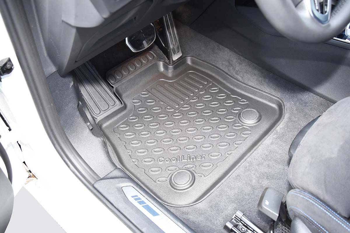 Car mats BMW 1 Series (F40) 2019-present 5-door hatchback Cool Liner PE/TPE rubber (2)