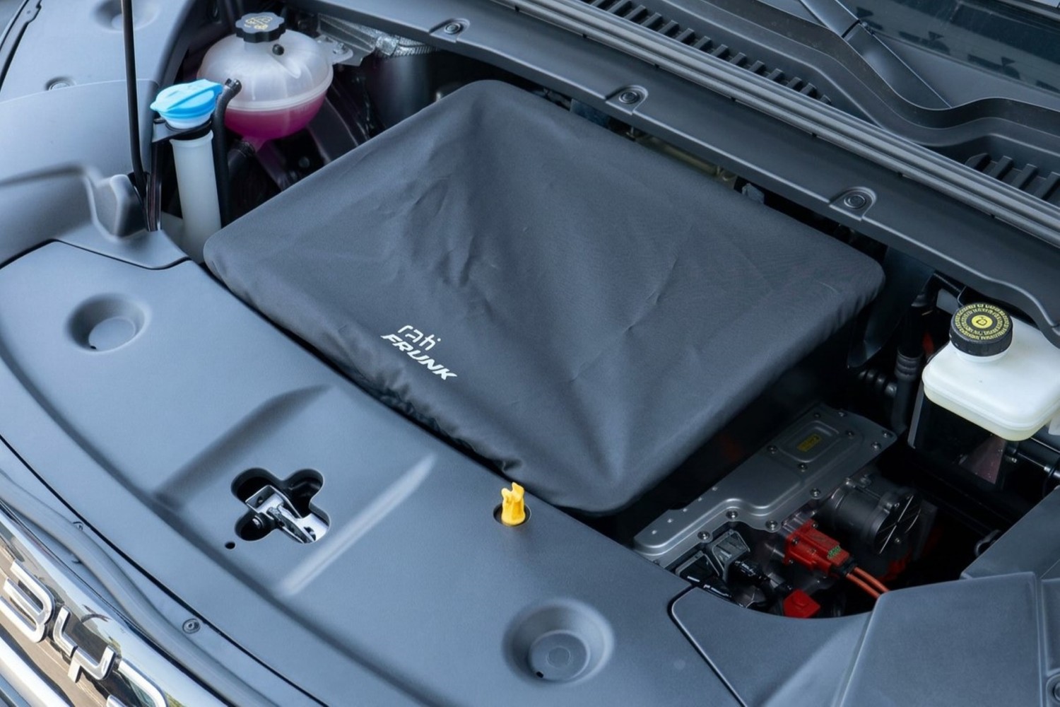 Frunk tray suitable for BYD Atto 2 2024 SUV (2) Frunk tray suitable for BYD Atto 2 2024 SUV (2)