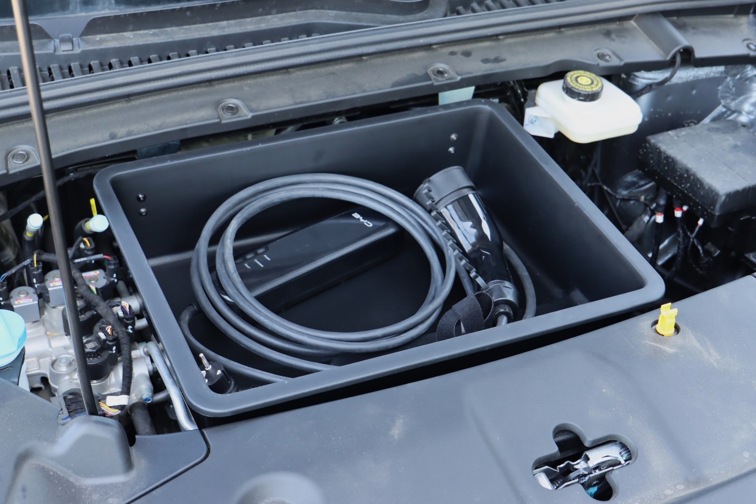 Frunk tray suitable for BYD Atto 2 2024 SUV (5) Frunk tray suitable for BYD Atto 2 2024 SUV (5)