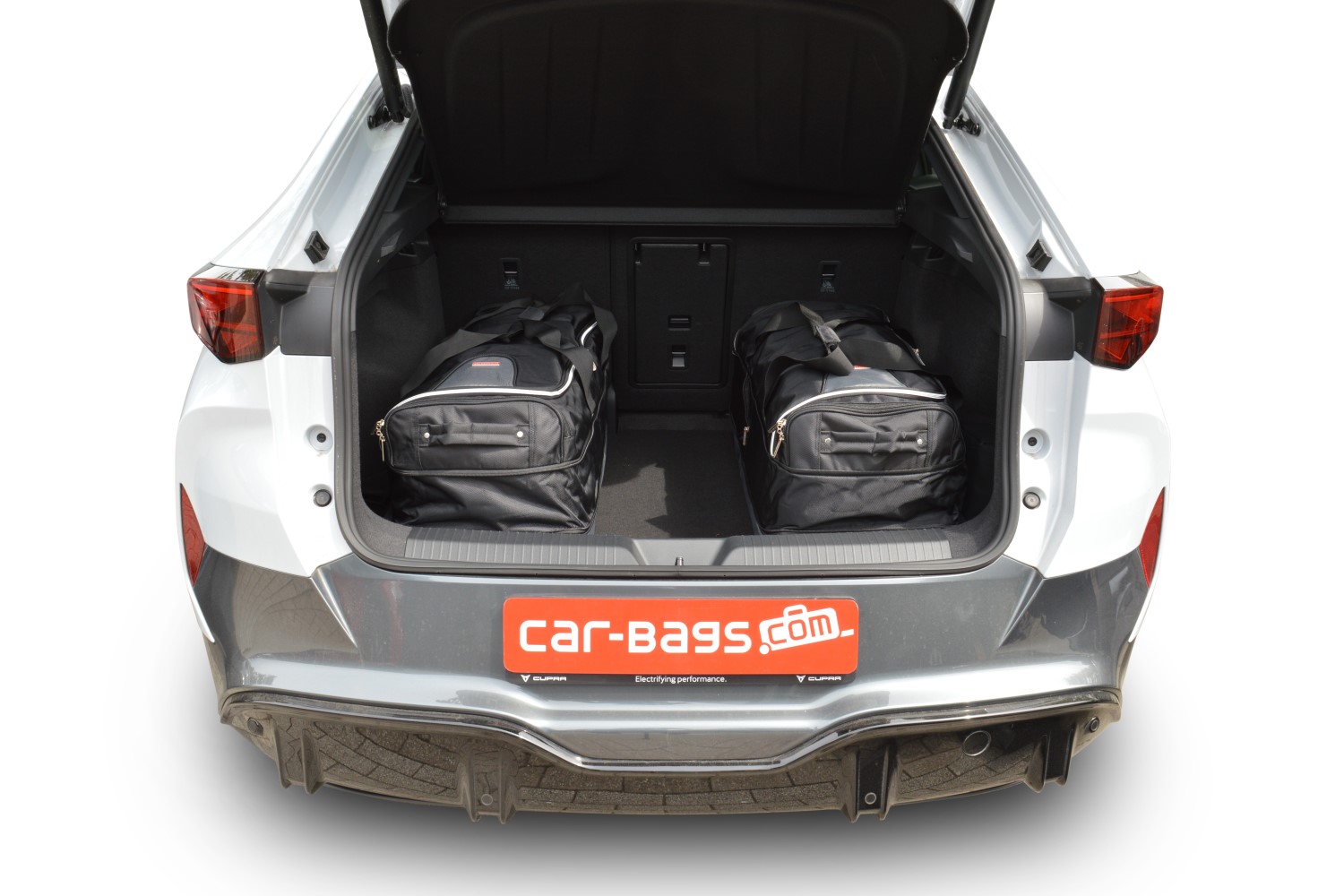 Travel bag set Cupra Tavascan 2024-present Original (2) Travel bag set Cupra Tavascan 2024-present Original (2)