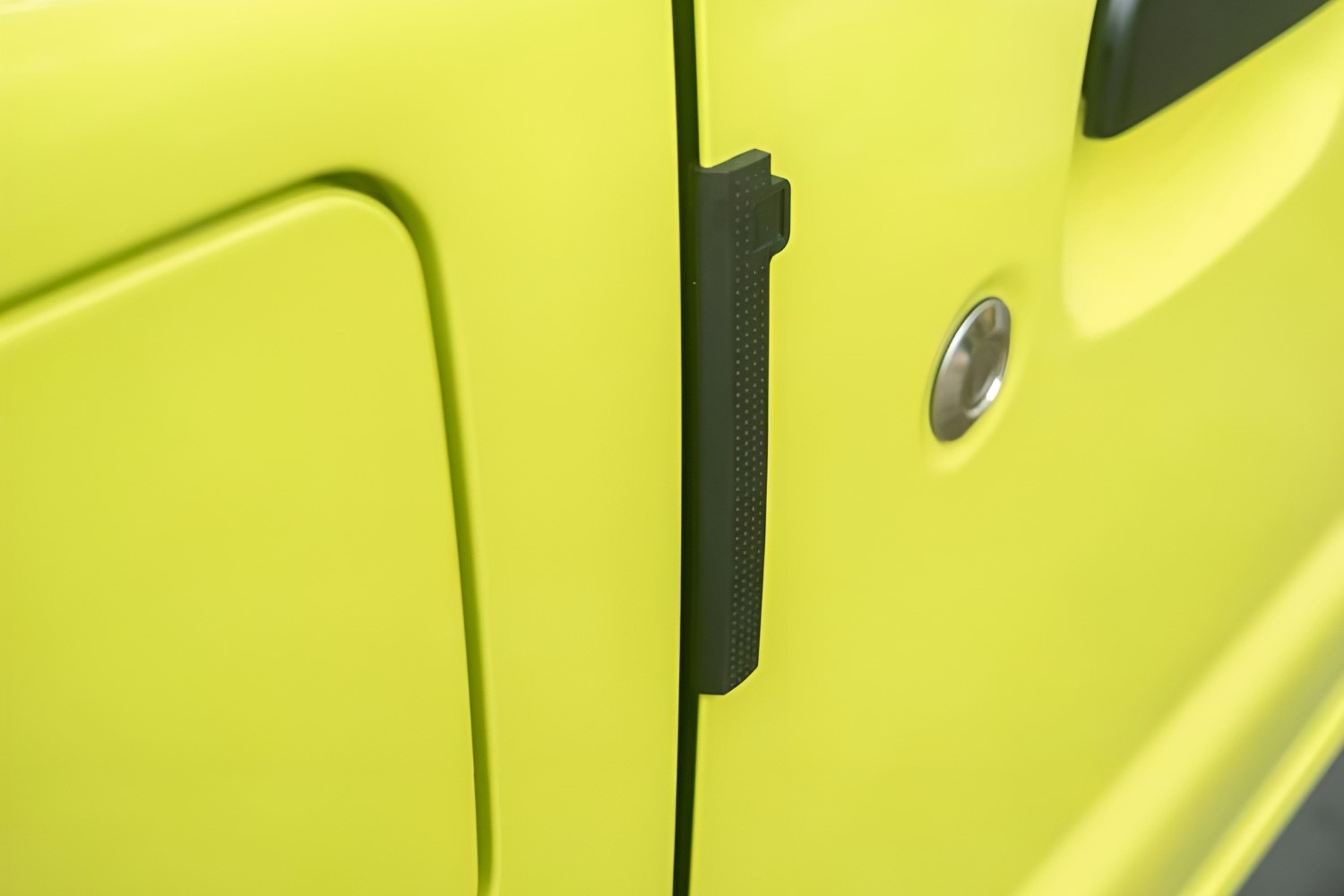 cardpt1-car-door-protectors-2.jpg_140692