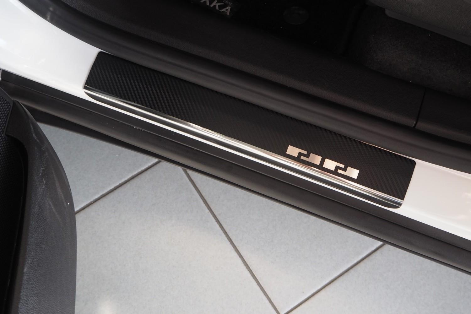 Door sill plates suitable for Chevrolet - Daewoo Trax 2013-2016 stainless steel - carbon foil