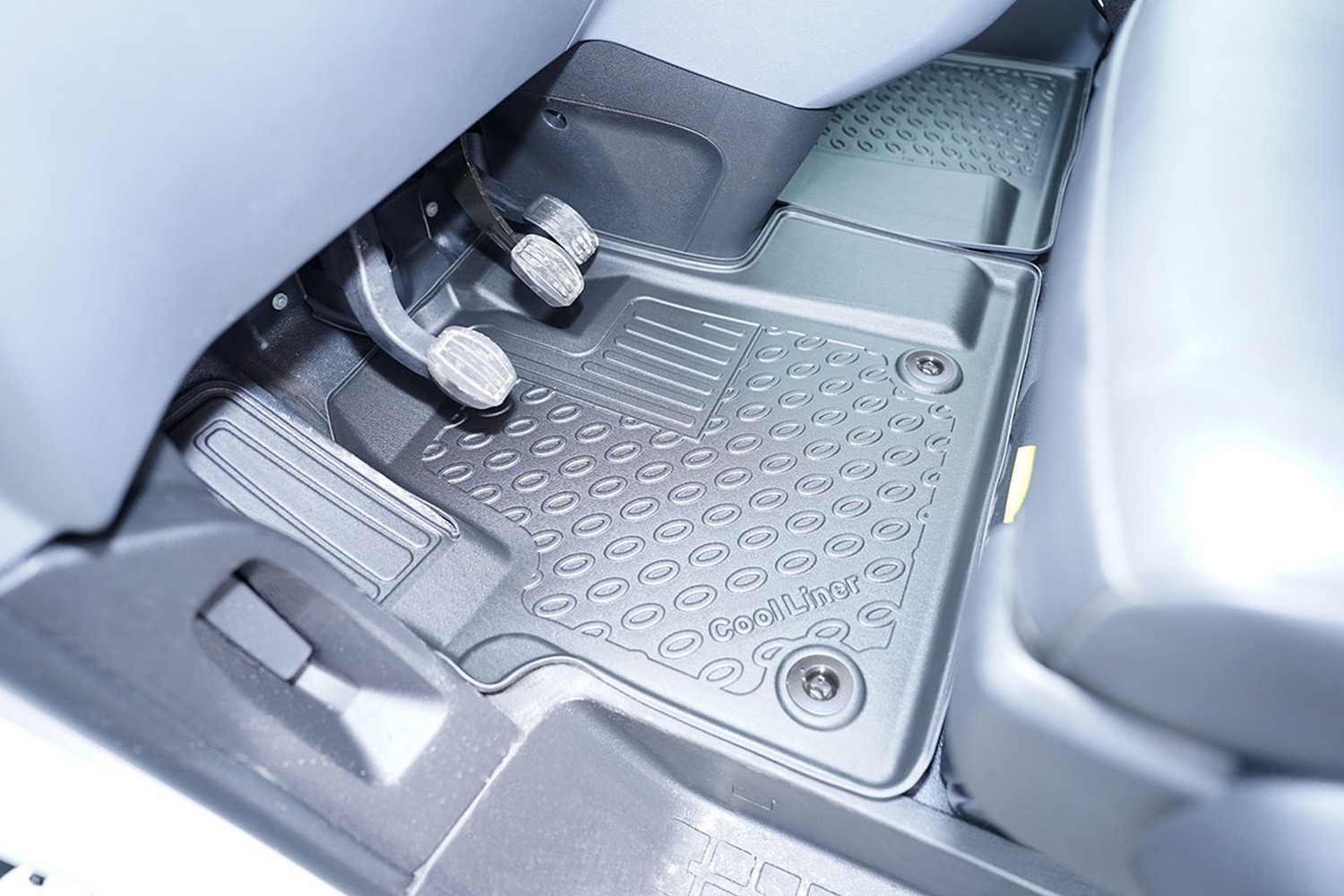 Car mats suitable for Citroën Jumpy III 2016-present Cool Liner PE/TPE rubber (CIT4JYFM-C) (2) Car mats suitable for Citroën Jumpy III 2016-present Cool Liner PE/TPE rubber (CIT4JYFM-C) (2)