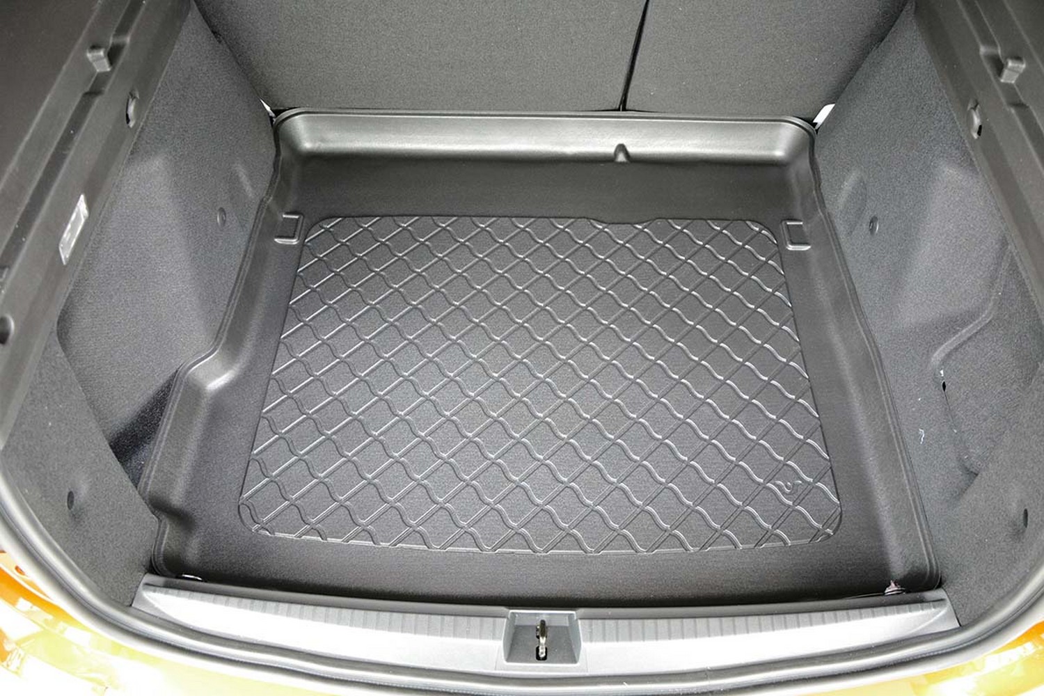 Boot mat suitable for Dacia Duster II 2018-2024 Guardliner anti slip PE/TPE rubber (DAC3DUTM-G) (2) Boot mat suitable for Dacia Duster II 2018-2024 Guardliner anti slip PE/TPE rubber (DAC3DUTM-G) (2)