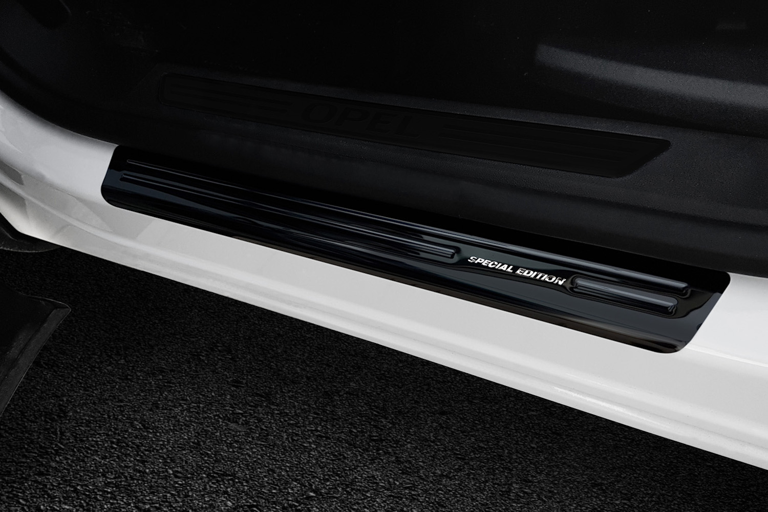 Door sill plates suitable for Renault Kangoo III 2021-present stainless steel high gloss anthracite 4 pieces