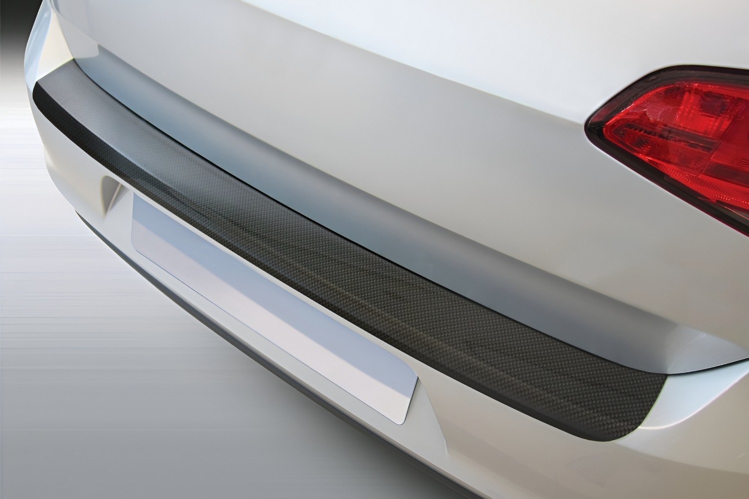 Ladekantenschutz passend für Toyota ProAce II 2016-heute ABS - Carbon look Ladekantenschutz passend für Toyota ProAce II 2016-heute ABS - Carbon look