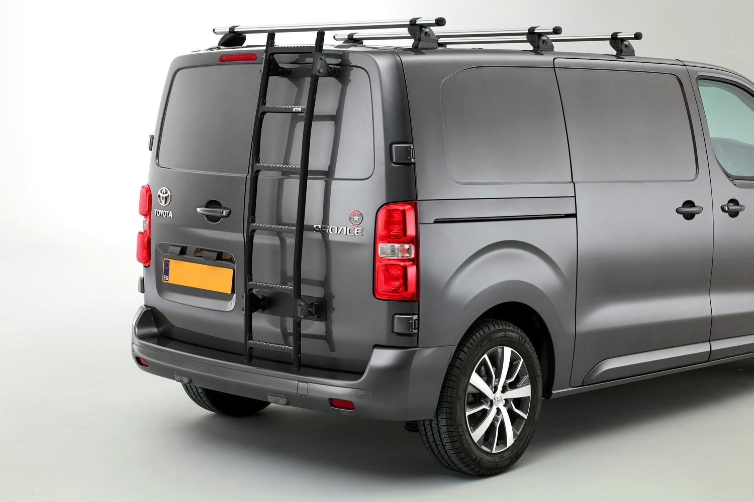 Example VanLadder black (2) Example VanLadder black (2)