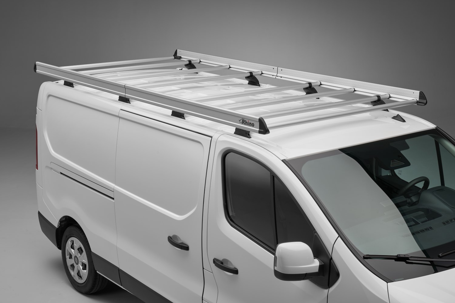 Baca compatible con Citroën Jumpy II 2007-2016 Rhino KammEdge plateado Baca compatible con Citroën Jumpy II 2007-2016 Rhino KammEdge plateado