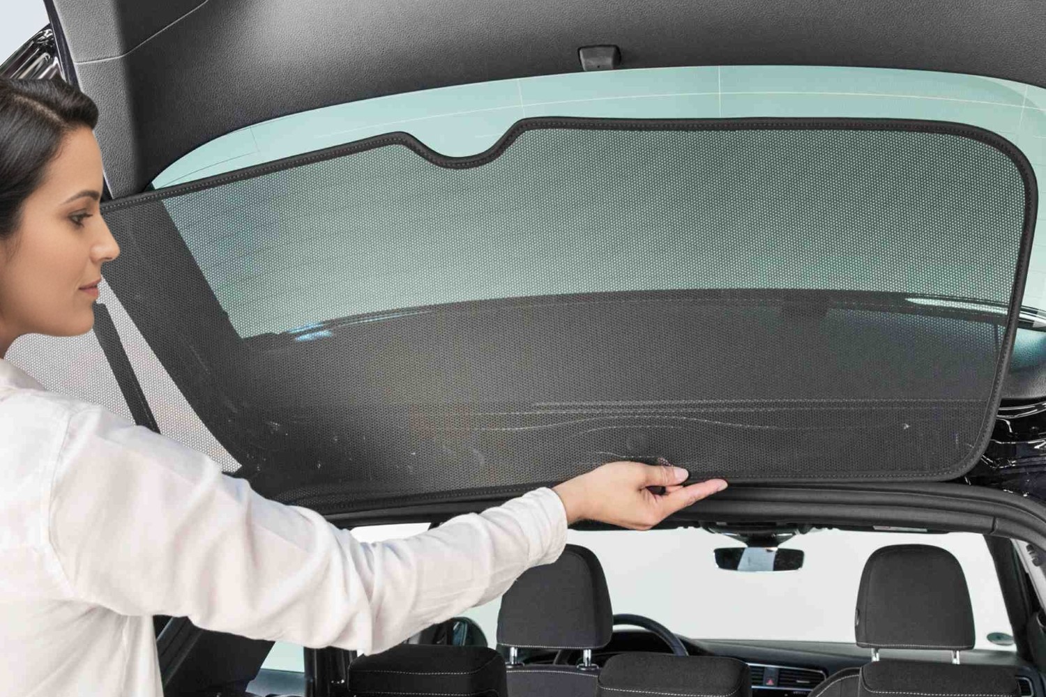 Sunclip sun blinds set / Sunclip Sonnenschutz-Blenden Set / Sunclip auto zonwering set / Sunclip jeu stores pare soleil (4)