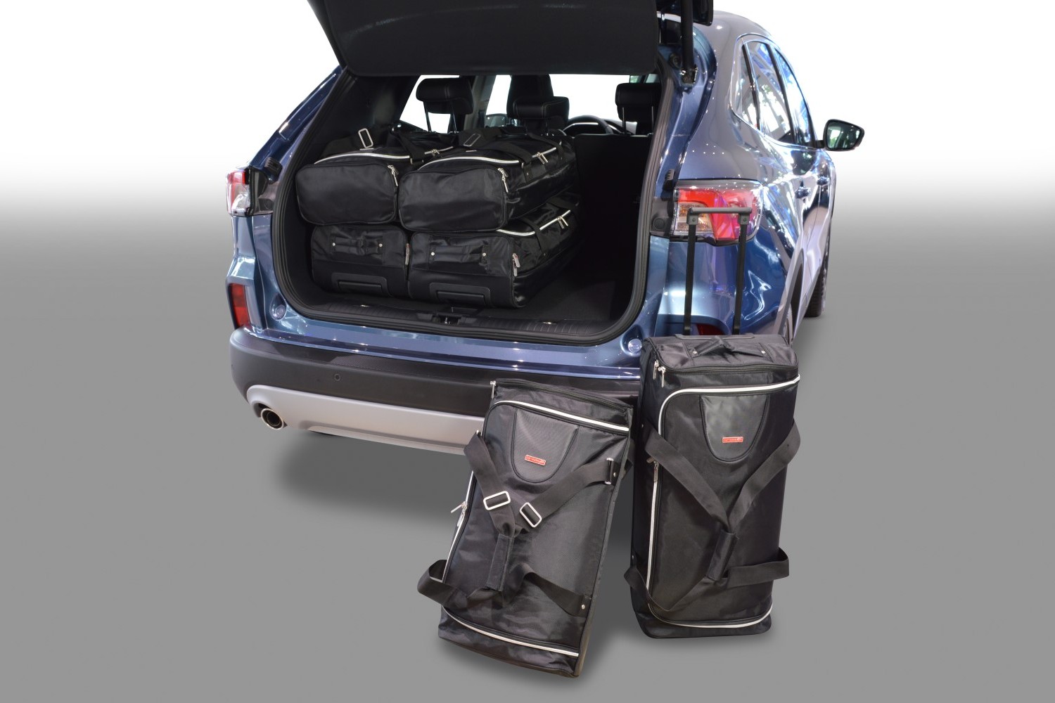 Kofferraumwanne für Ford Kuga III SUV (04.2020-.) - Kofferraummatte  rutschfest Schutzmatt - Aristar - Cool Liner - mit Not-Reserverad oder  Reparaturset; auch für Hybriden