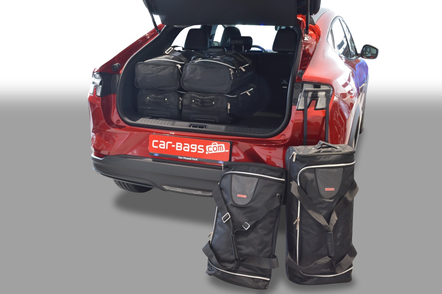 Travel bag set suitable for Ford Mustang Mach-E 2020-present