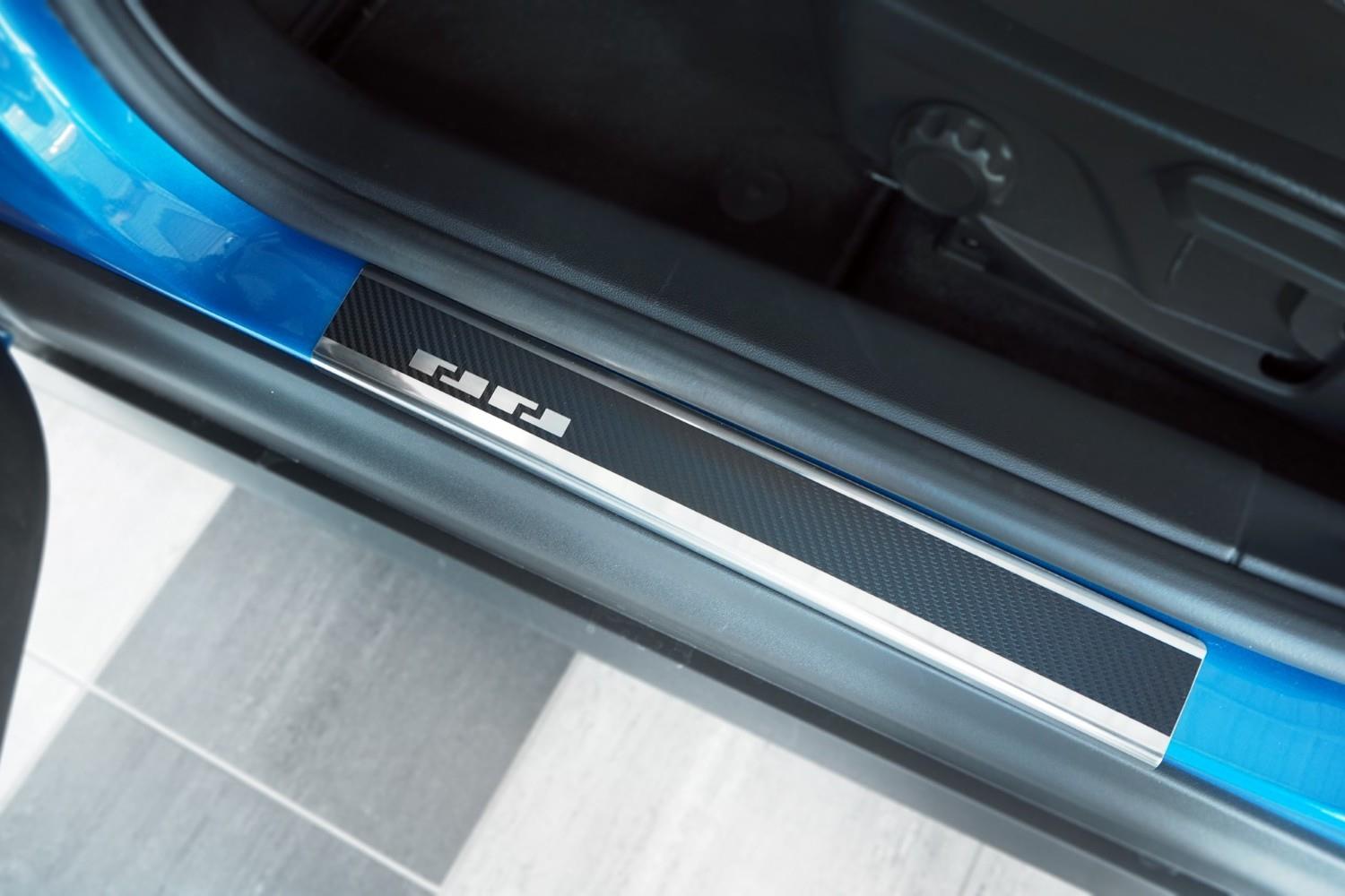Seuils de portes Ford Focus IV 2018-présent 5 portes bicorps acier inox - feuille de carbone