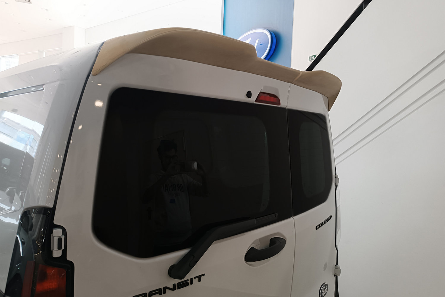 Dakspoiler geschikt voor Ford Transit Courier II 2023-heden