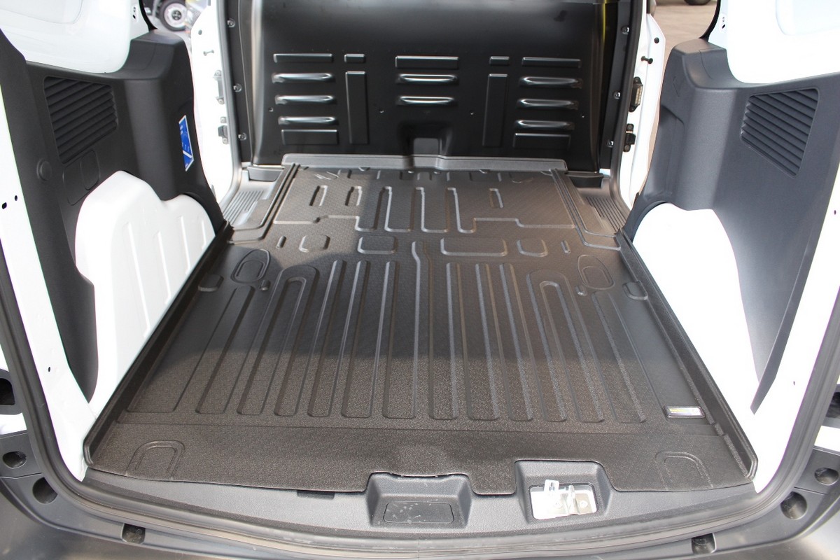 Tapis de coffre convient à Ford Transit Courier II 2023-présent Carbox Form PE caoutchouc - noir