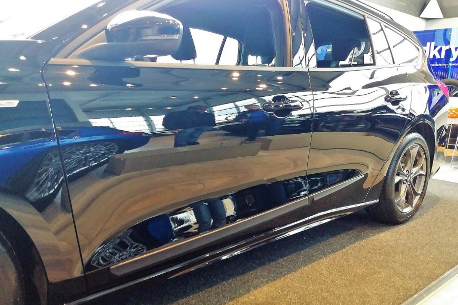Door protectors suitable for Ford Focus IV 2019-present wagon set