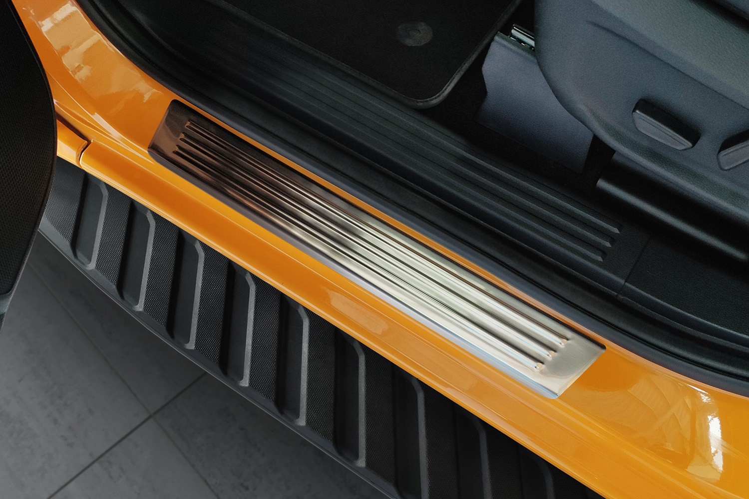Door sill plates suitable for Ford Ranger IV 2022-present stainless steel brushed 4 pieces