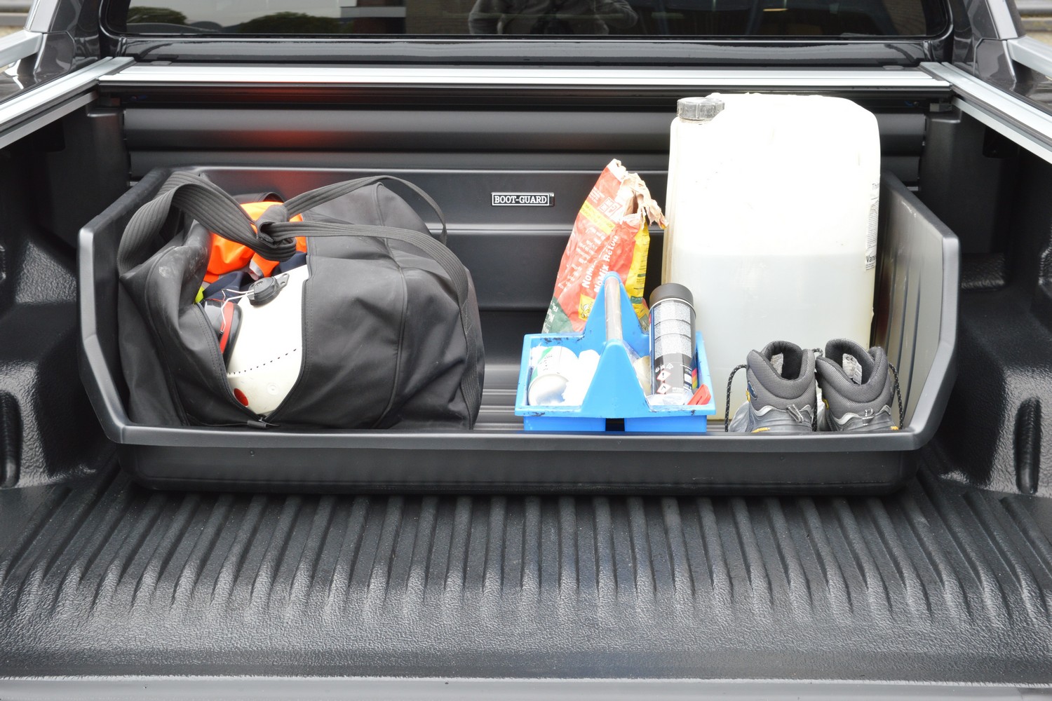 Van storage bin Boot-Guard (4)