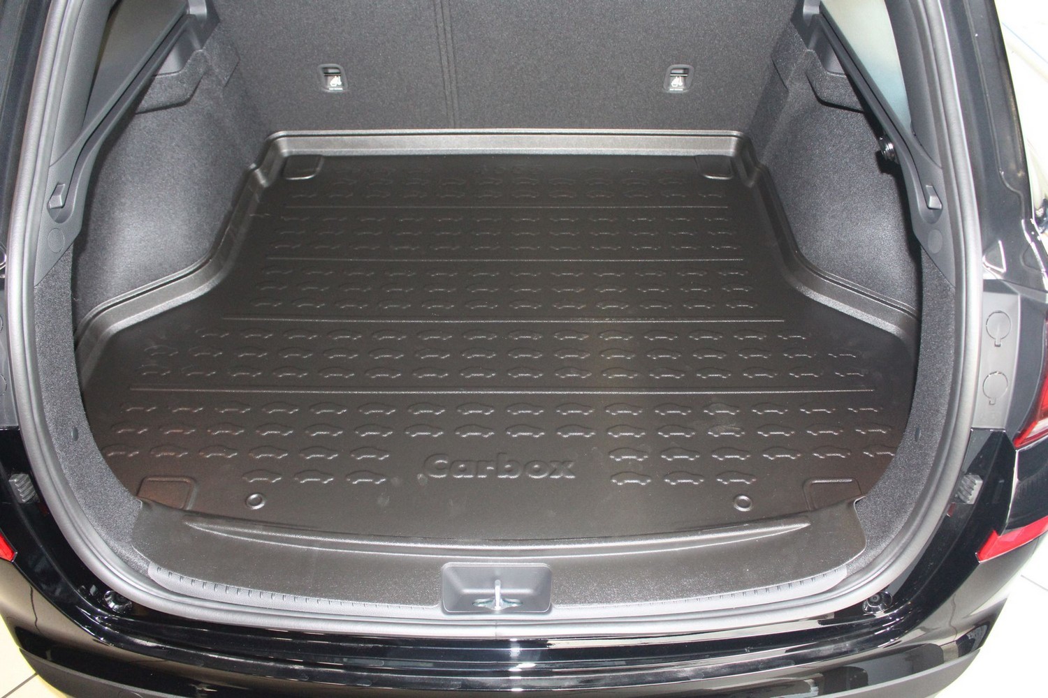 Boot mat suitable for Hyundai i30 (PD) 2017-2018 wagon Carbox Form PE rubber - black