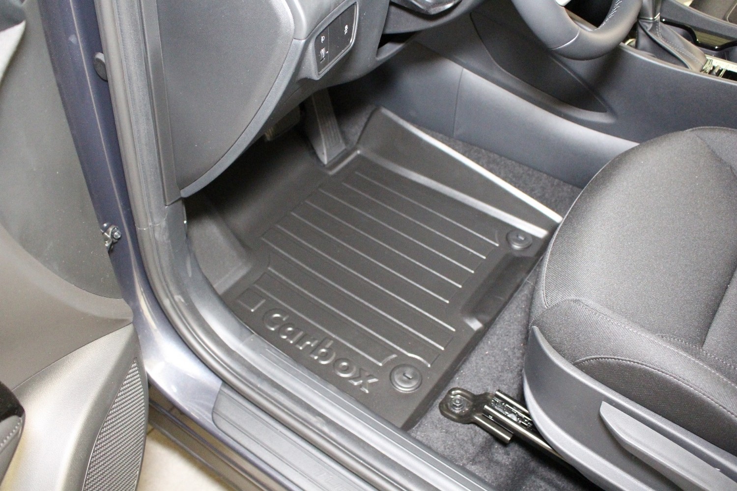 Car mats suitable for Hyundai Tucson (NX4) 2020-present Carbox Floor PE rubber - front + rear set