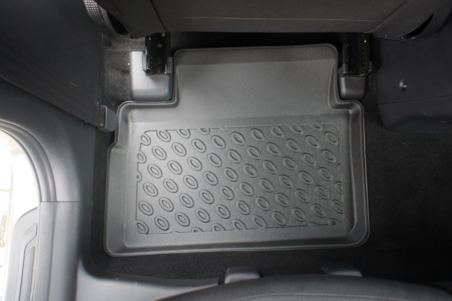 Car mats suitable for Kia ceed (JD) 2012-2018 3 & 5-door hatchback Cool Liner PE/TPE rubber (KIA1CDFM-C) (4) Car mats suitable for Kia ceed (JD) 2012-2018 3 & 5-door hatchback Cool Liner PE/TPE rubber (KIA1CDFM-C) (4)