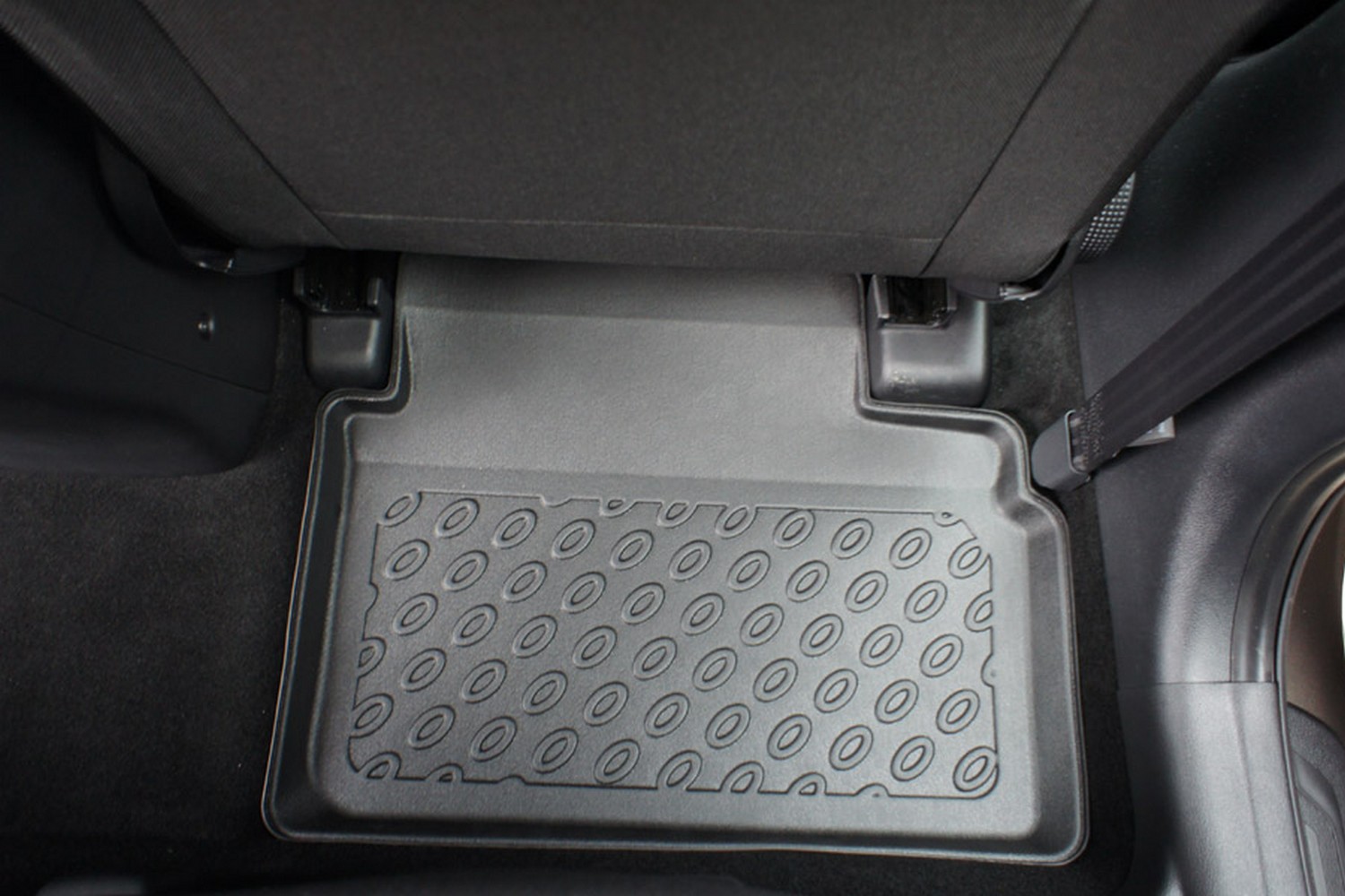 Car mats suitable for Kia Pro_ceed (JD) 2013-2018 3 & 5-door hatchback Cool Liner PE/TPE rubber (KIA1PCFM-C) (5) Car mats suitable for Kia Pro_ceed (JD) 2013-2018 3 & 5-door hatchback Cool Liner PE/TPE rubber (KIA1PCFM-C) (5)