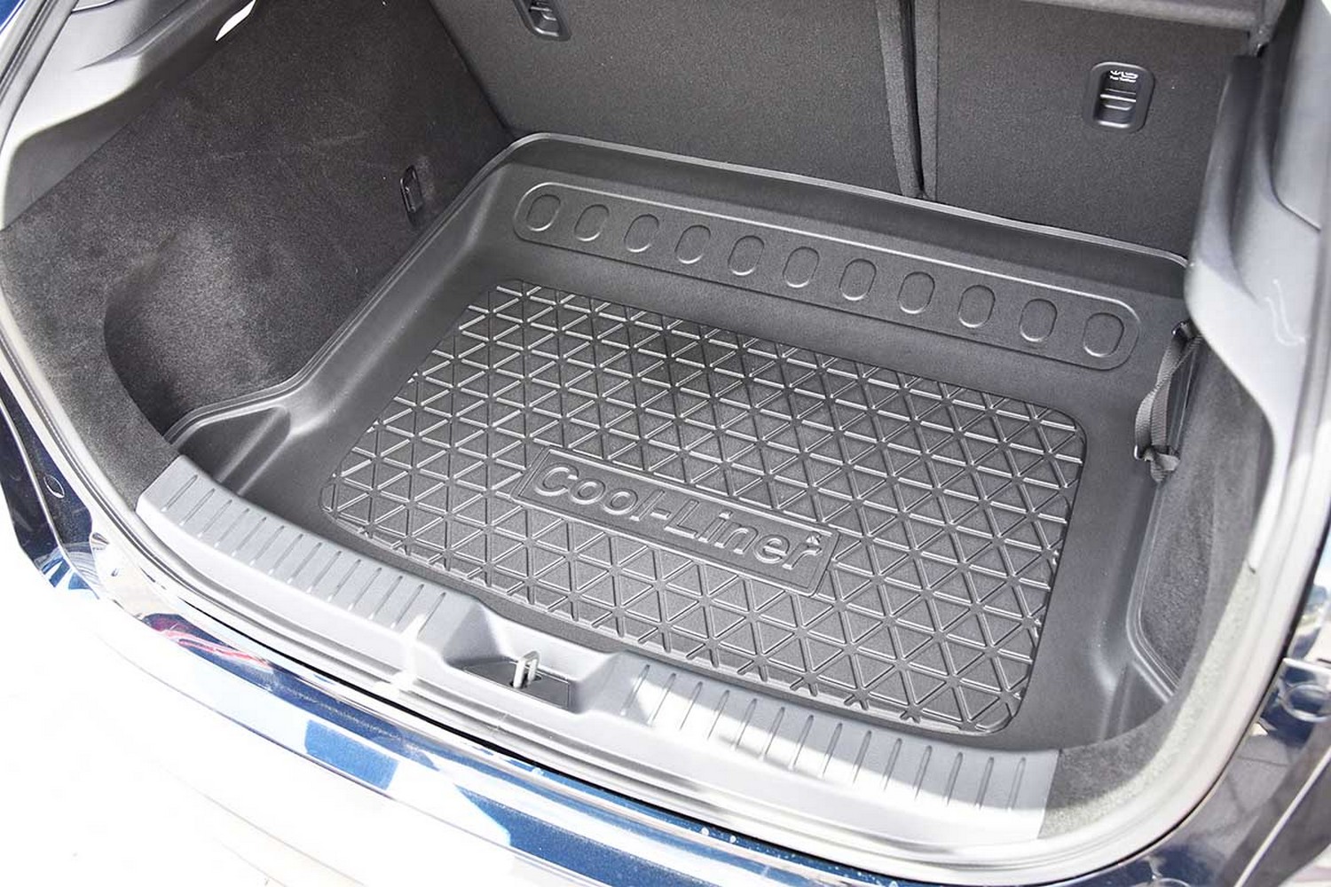 Boot mat suitable for Mazda CX-30 (DM) 2019-present Cool Liner anti slip PE/TPE rubber (MAZ3C3TM-C) (3) Boot mat suitable for Mazda CX-30 (DM) 2019-present Cool Liner anti slip PE/TPE rubber (MAZ3C3TM-C) (3)