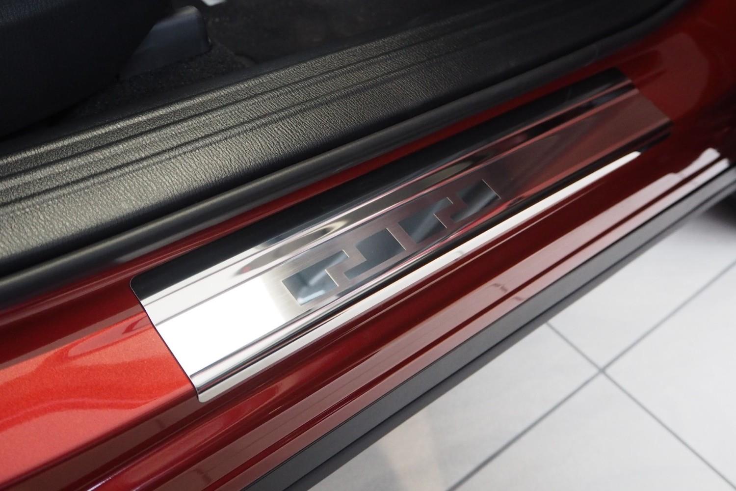 Seuils de portes Mazda CX-5 (KF) 2017-présent acier inox brossé