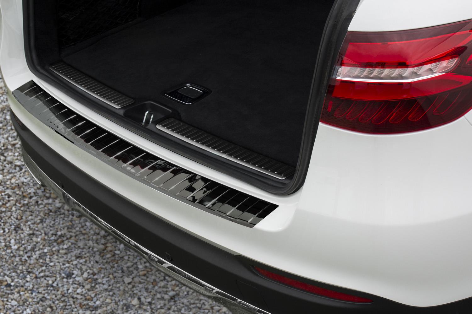 https://www.carparts-expert.com/images/stories/virtuemart/product/mb12gcbp-mercedes-benz-glc-x253-2015-rear-bumper-protector-stainless-steel-high-gloss-black-1.jpg
