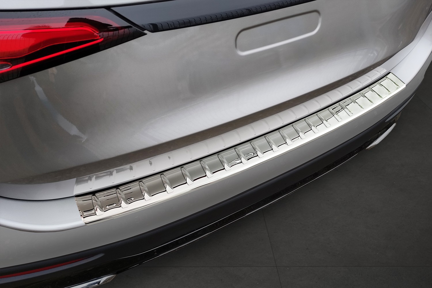 Protection de seuil de coffre convient à Mercedes-Benz GLC (X254) 2022-présent acier inox brillant