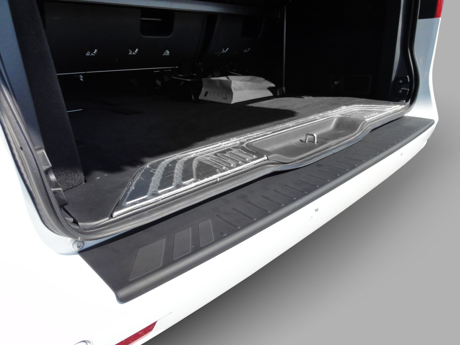 Schätz® Premium Ladekantenschutz in Carbon-Design für Mercedes V-Klasse und  Vito W447
