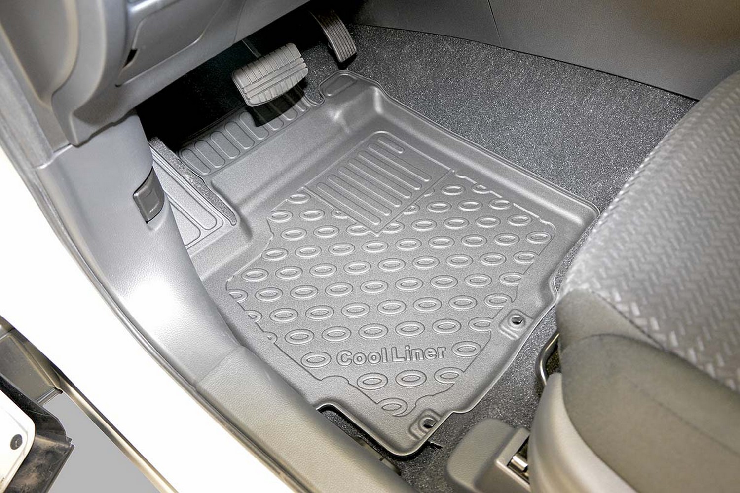 Car mats suitable for Mitsubishi Eclipse Cross 2018-present Cool Liner PE/TPE rubber (MIT1ECFM-C) (2) Car mats suitable for Mitsubishi Eclipse Cross 2018-present Cool Liner PE/TPE rubber (MIT1ECFM-C) (2)