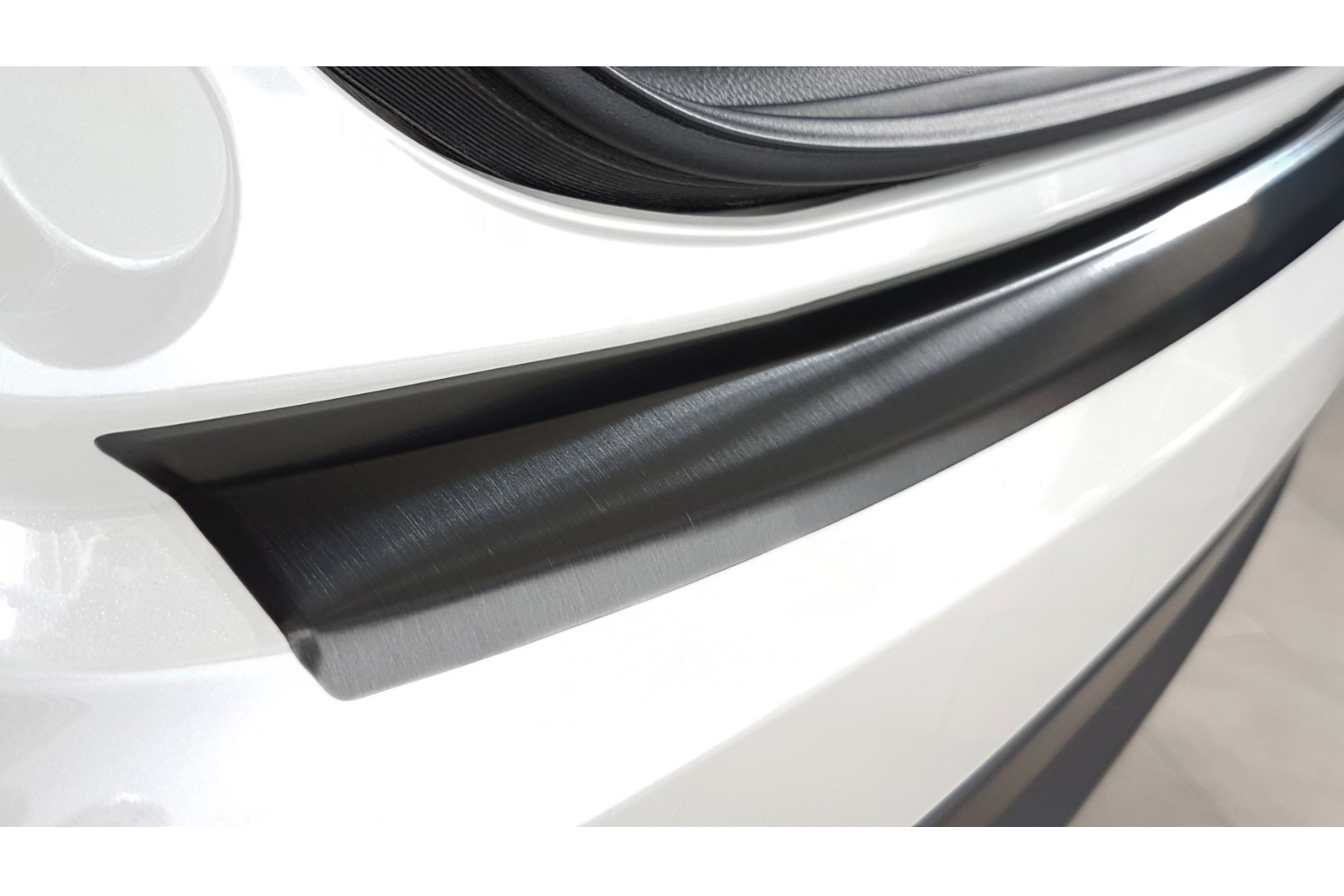 Rear bumper protector Mitsubishi Eclipse Cross stainless steel ...