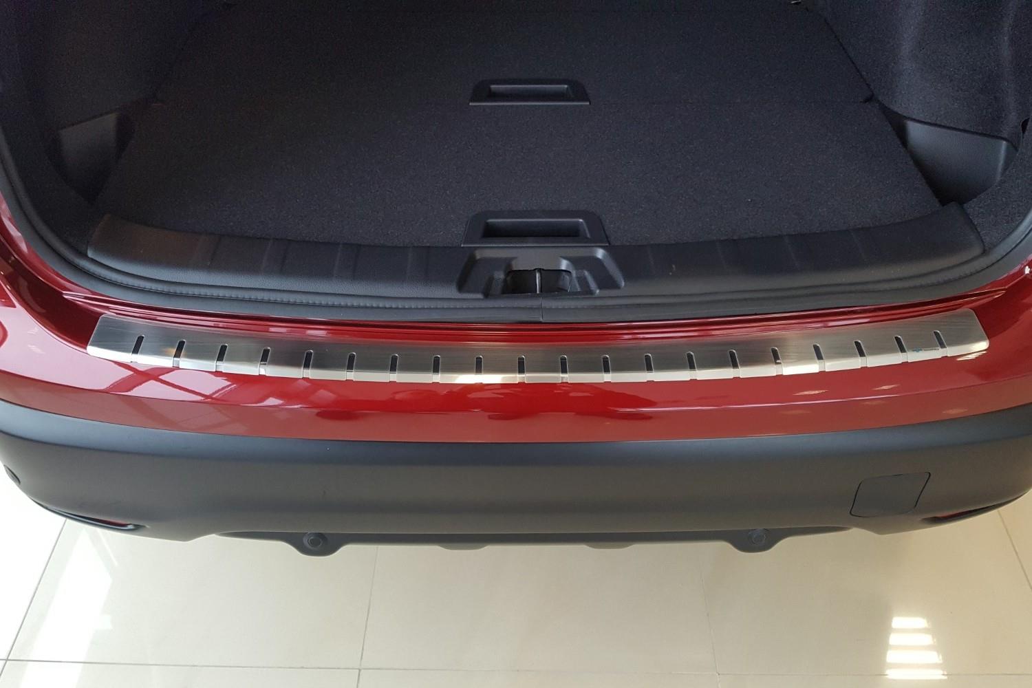 Rear bumper protector suitable for Nissan Qashqai (J11) 2013-2017 stainless steel brushed