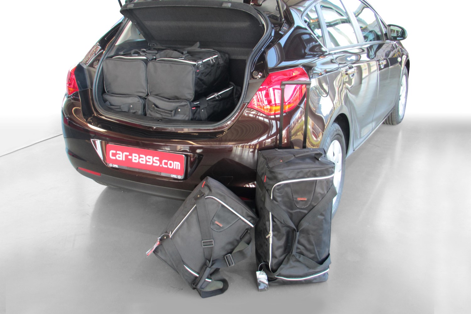 Reistassenset geschikt voor Opel Astra J 2009-2015 5-deurs hatchback