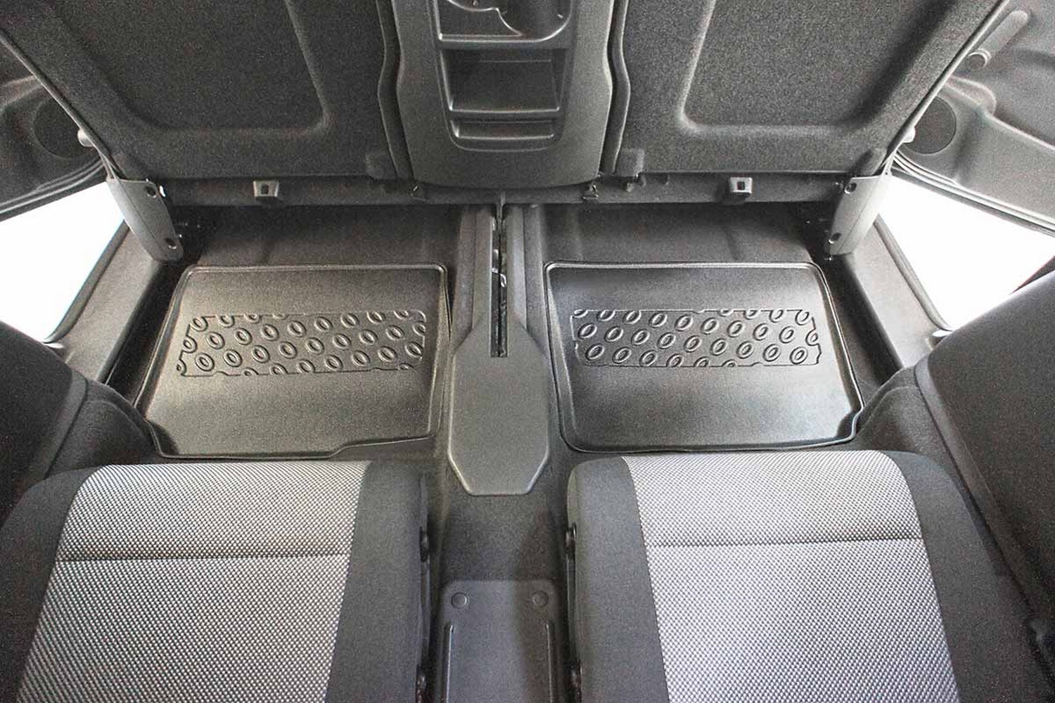 Car mats suitable for Opel Zafira B 2005-2011 Cool Liner PE/TPE rubber (OPE3ZAFM-C) (2) Car mats suitable for Opel Zafira B 2005-2011 Cool Liner PE/TPE rubber (OPE3ZAFM-C) (2)